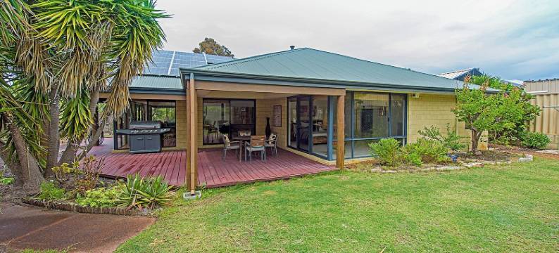 天蓝色度假屋(Sky Blue Retreat Serene Family Getaway)图片