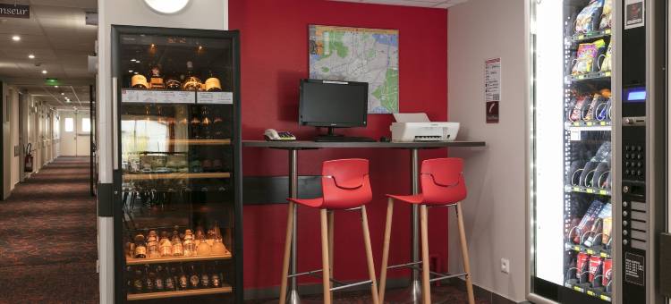 克莱蒙埃斯坦酒店(Hotel Clermont Estaing)图片