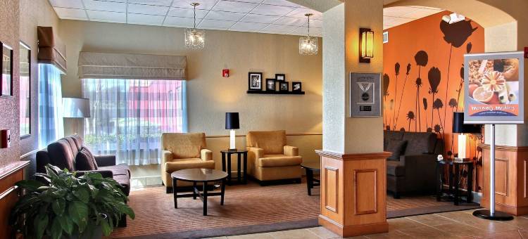 奥卡拉/贝尔维尤舒眠套房酒店(Sleep Inn & Suites Ocala)图片