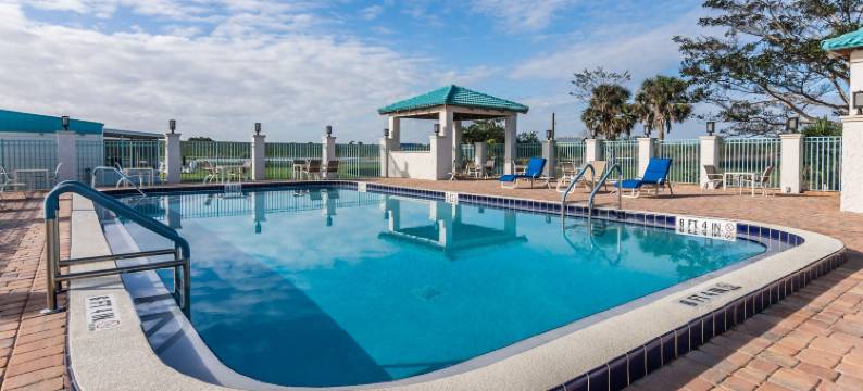 Lakeshore Resort and Marina图片