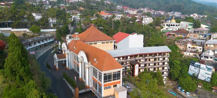 皇家酒店及会议中心-特雷特斯(Royal Hotel and Convention Tretes)图片