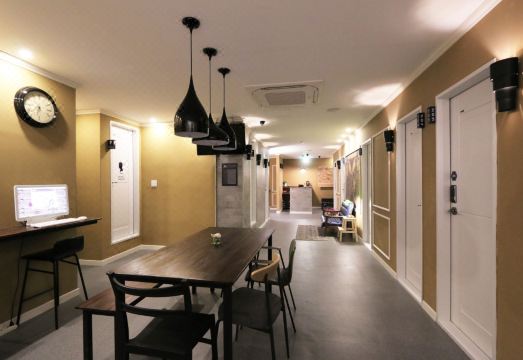 Blueboat Hostel Gyeongju Hotel Overview