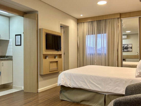 MNU - 国联 By Anora空间