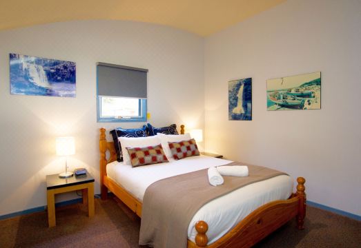 Pierview Apartments Hotel Overview