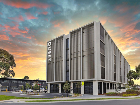 奎斯特水上花园酒店