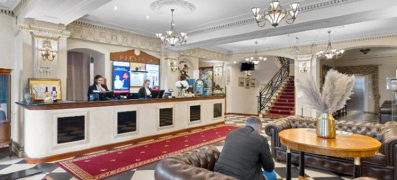 卡托维兹阿森纳宫钻石酒店 - 霍茹夫(Hotel Diament Arsenal Palace Katowice - Chorzów)图片