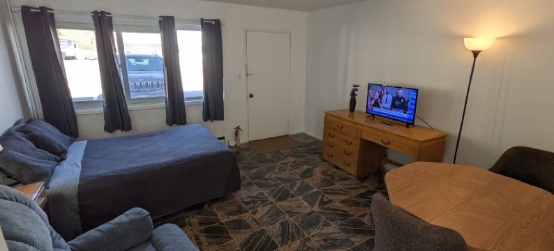 迪尔维尤小屋旅馆(Deerview Lodge & Cabins - Princeton BC)图片