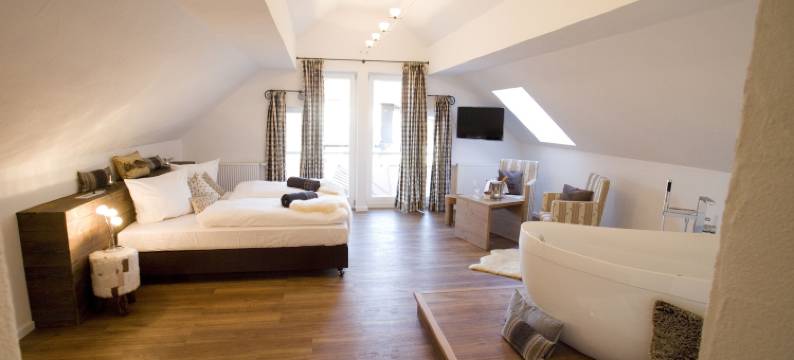 洛恩&斯塔劳斯爱普林生活酒店(Alpin Lifestyle Hotel Löwen & Strauss)图片