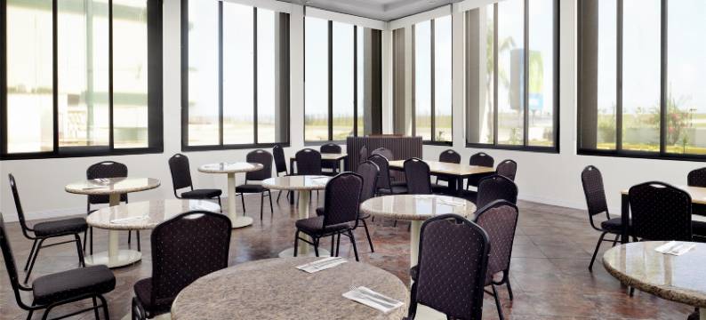 关岛机场南贝斯特韦斯特SureStay酒店(SureStay Hotel by Best Western Guam Airport South)图片