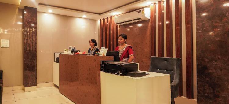 拉特内斯瓦尔酒店(Hotel Ratneswar)图片