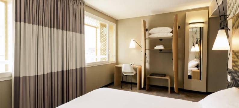 宜必思里昂卡雷德索伊酒店(Ibis Lyon Carré de Soie)图片