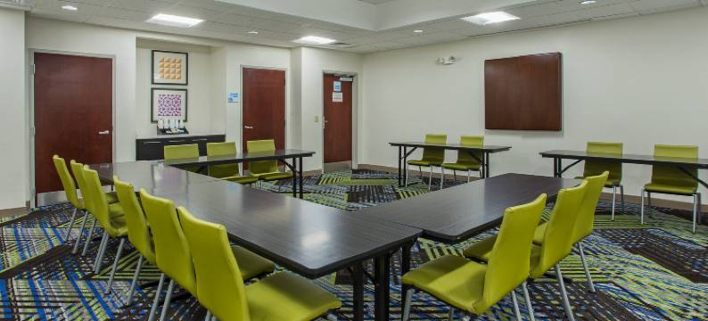 莱巴嫩-纳什维尔地区洲际智选假日套房酒店(Holiday Inn Express & Suites LEBANON-NASHVILLE AREA by IHG)图片