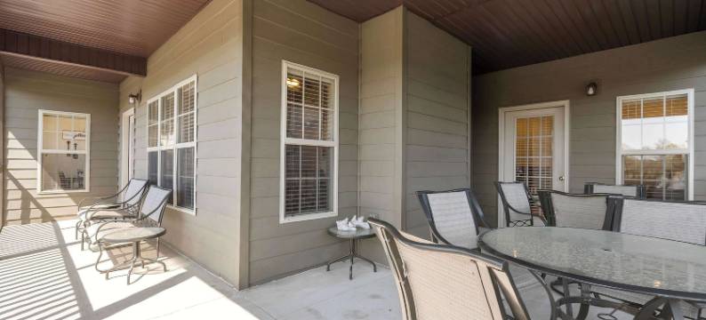 小鸟巷之美 - 高尔夫、游泳池、健身房等！(Birdie Lane Beauty - Golf, Pools, Gym, & More!)图片