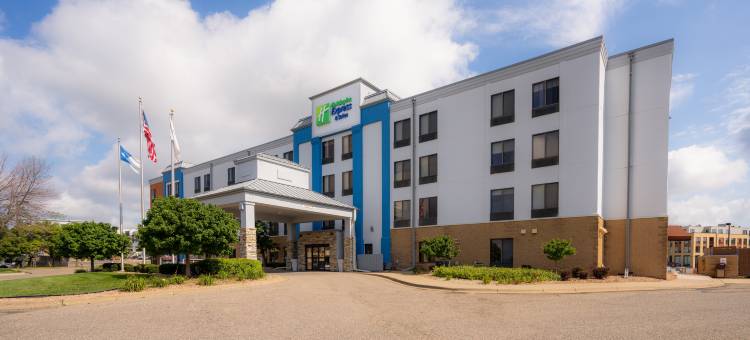 智选假日套房酒店明尼阿波利斯的明尼通卡(Holiday Inn Express & Suites Eden Prairie - Minnetonka)图片