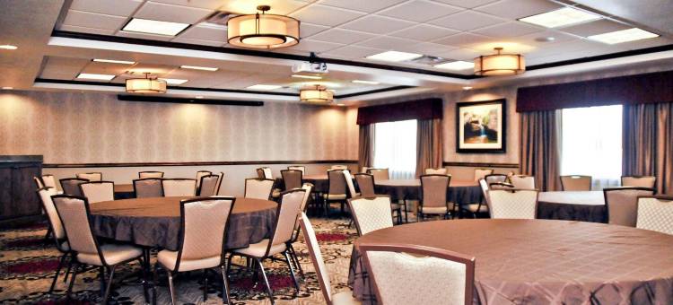 雷顿公园贝斯特韦斯特优质酒店(Best Western Plus Layton Park Hotel)图片