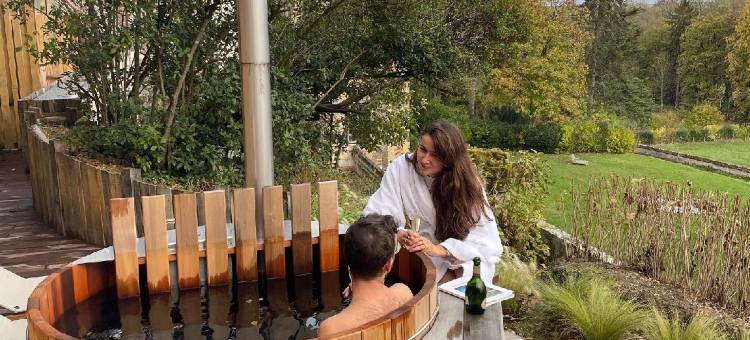 佩里城堡原生酒店(Château de Perreux, The Originals Collection)图片