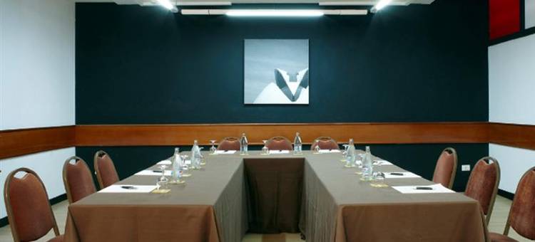 罗马雷达伊鲁尼昂酒店(Ilunion Romareda)图片