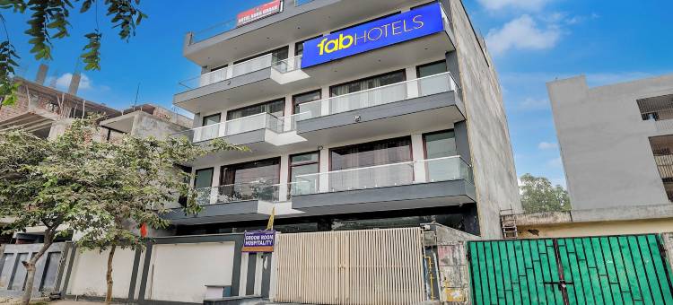 Fabhotel 新郎房间(FabHotel Groom Room)图片