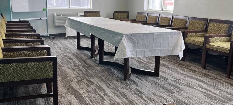 温德姆豪生联盟套房酒店(Alliance Hotel & Suites, a Howard Johnson by Wyndham)图片