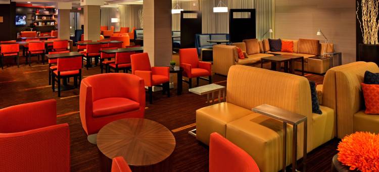 克伦威尔哈特福德万怡酒店(Courtyard Hartford Cromwell)图片