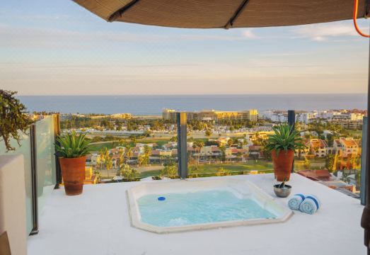 Alegranza Luxury Resort - All Master SuiteHotel Overview