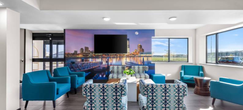 克拉丽奥波因特(Clarion Pointe)图片