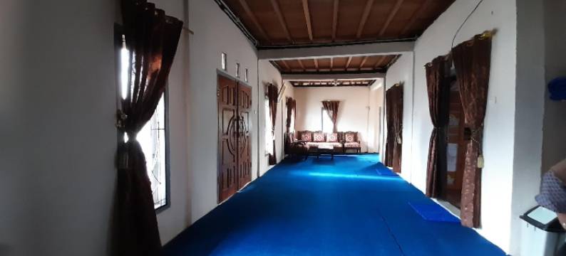 OYO民宿 91248 Banding Agung Danau Ranau村观光(OYO Homes 91248 Desa Wisata Banding Agung Danau Ranau)图片