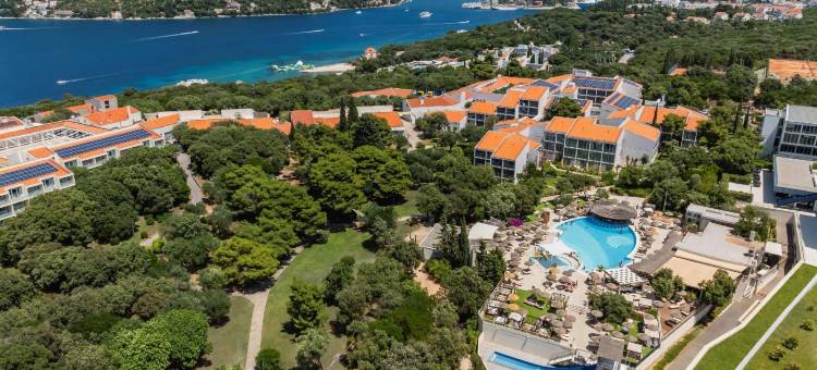 瓦拉马尔蒂雷纳酒店(Valamar Tirena Hotel)图片