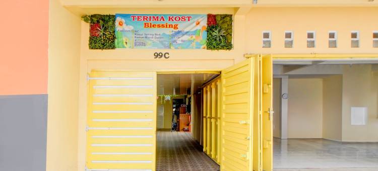 Hotel O Alun-Alun Purwokerto Near Gor Satria Purwokerto Formerly Guest House Blessing图片