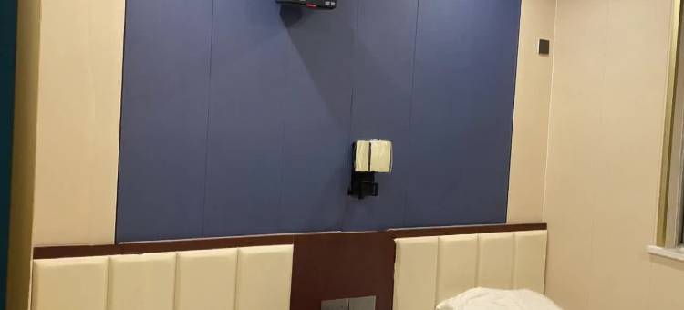 路口酒店图片