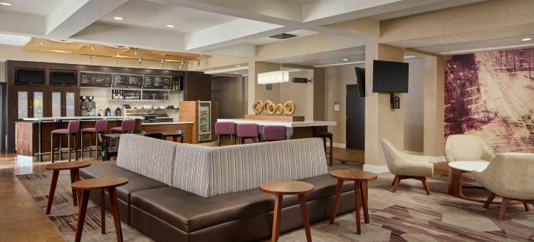 纽瓦克格兰维尔万怡酒店(Courtyard Newark Granville)图片