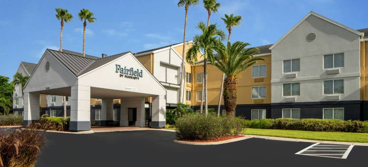 迈尔斯堡珊瑚角万枫酒店及套房(Fairfield Inn & Suites Fort Myers Cape Coral)图片