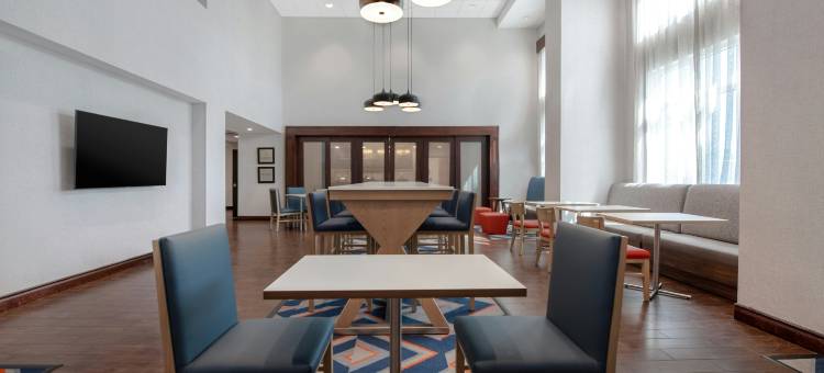 哈姆普顿酒店及套房哈维/新奥尔良西岸(Hampton Inn & Suites Harvey/New Orleans West Bank)图片