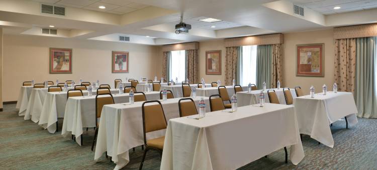 希尔顿欢朋套房酒店-伍德兰德(Hampton Inn & Suites Woodland-Sacramento Area)图片
