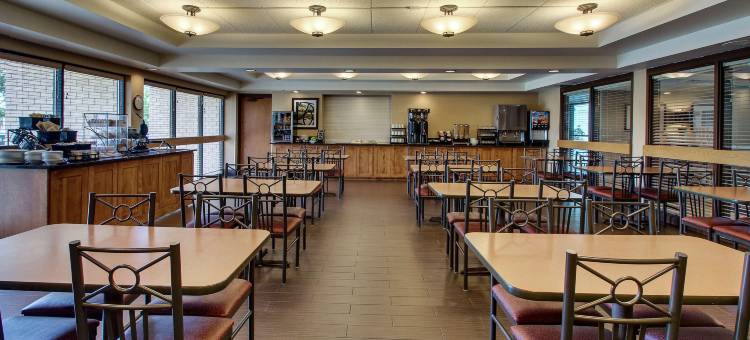 东城贝斯特韦斯特套房酒店(Best Western East Towne Suites)图片