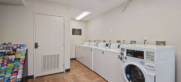 美国长住酒店-迈阿密-机场-蓝色泻湖(Extended Stay America Suites - Miami - Airport - Blue Lagoon)图片