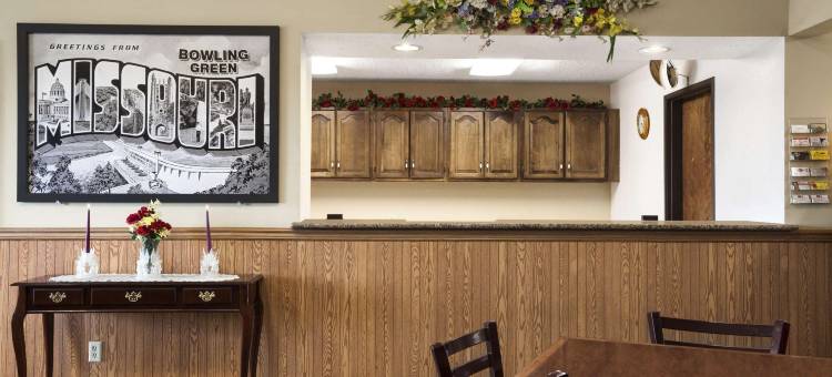 鲍灵格林温德姆速8酒店(Super 8 by Wyndham Bowling Green)图片