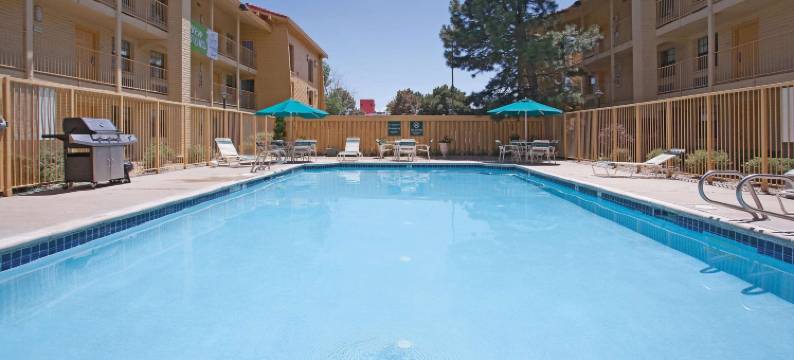 丹佛戈尔登拉昆塔温德姆酒店(La Quinta Inn by Wyndham Denver Golden)图片