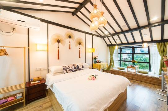 同里景区内杨掌柜小院儿河景民宿(新填街1号分店)