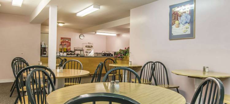 圣约翰伊克诺旅馆(Econo Lodge  Inn & Suites)图片