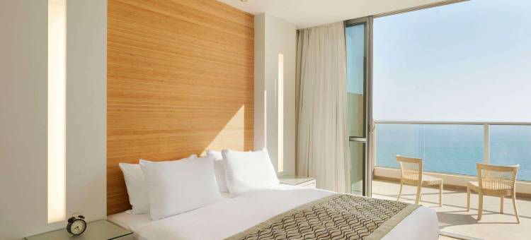 涅坦亚温德姆华美达套房酒店(Ramada Hotel & Suites by Wyndham Netanya)图片
