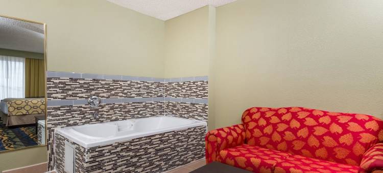 乔治敦呗盟套房酒店(Baymont by Wyndham Georgetown)图片