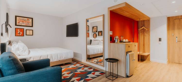 华沙雷杜塔希尔顿欢朋酒店(Hampton by Hilton Warsaw Reduta)图片