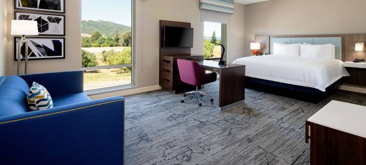 吉尔罗伊希尔顿欢朋套房酒店(Hampton Inn & Suites - Gilroy, CA)图片