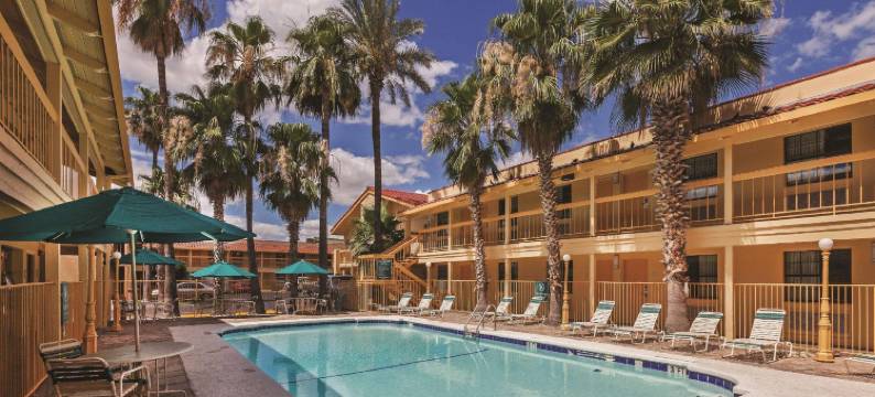 拉雷多I-35拉昆塔温德姆酒店(La Quinta Inn by Wyndham Laredo I-35)图片