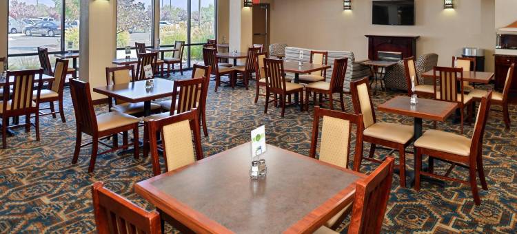 智选假日套房酒店阿尔伯克基的历史老城(Holiday Inn Express & Suites Albuquerque Historic Old Town)图片