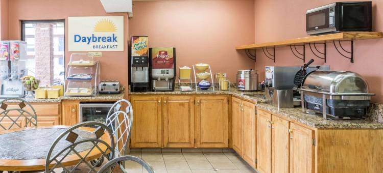 里兹维尔戴斯酒店(Days Inn by Wyndham Reidsville)图片