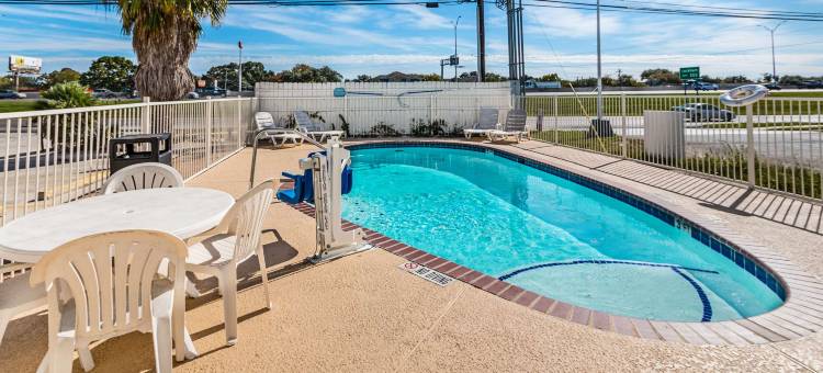 得克萨斯北部圣马科斯6号汽车旅馆(Motel 6 San Marcos, TX - North)图片