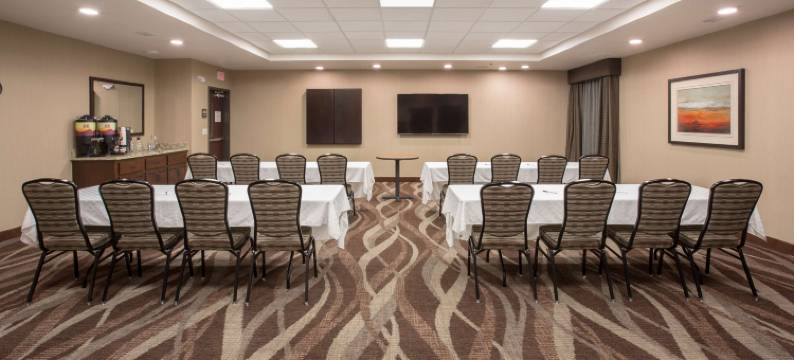 林肯贝斯特韦斯特优质套房酒店(Best Western Plus Lincoln Inn  Suites)图片