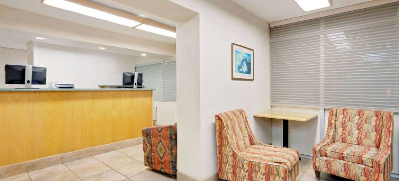 佩奇骑士酒店(Knights Inn Page)图片